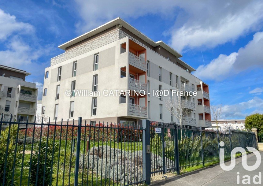 Appartement 5 pièces de 89 m² à Montlhéry (91310)