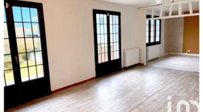 Maison 6 pièces de 120 m² à Réalcamp (76340)