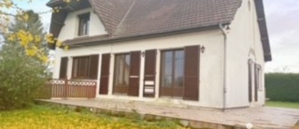 House 6 rooms of 120 m² in Réalcamp (76340)