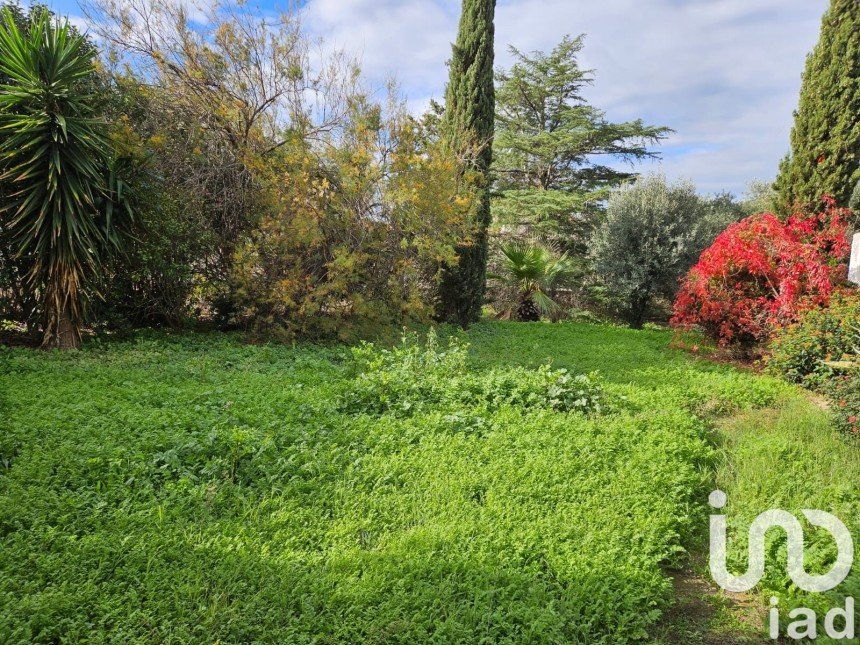 Land of 602 m² in Le Soler (66270)