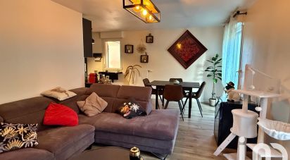 Apartment 4 rooms of 77 m² in Viry-Châtillon (91170)