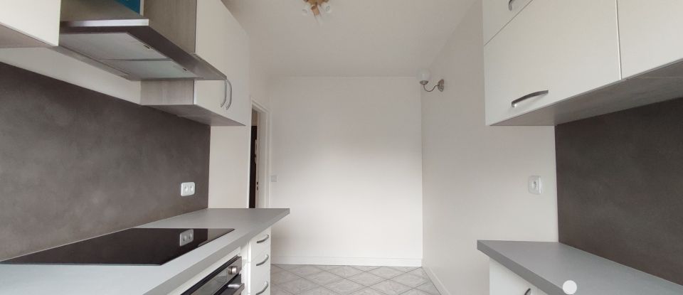 Apartment 3 rooms of 66 m² in Écouen (95440)