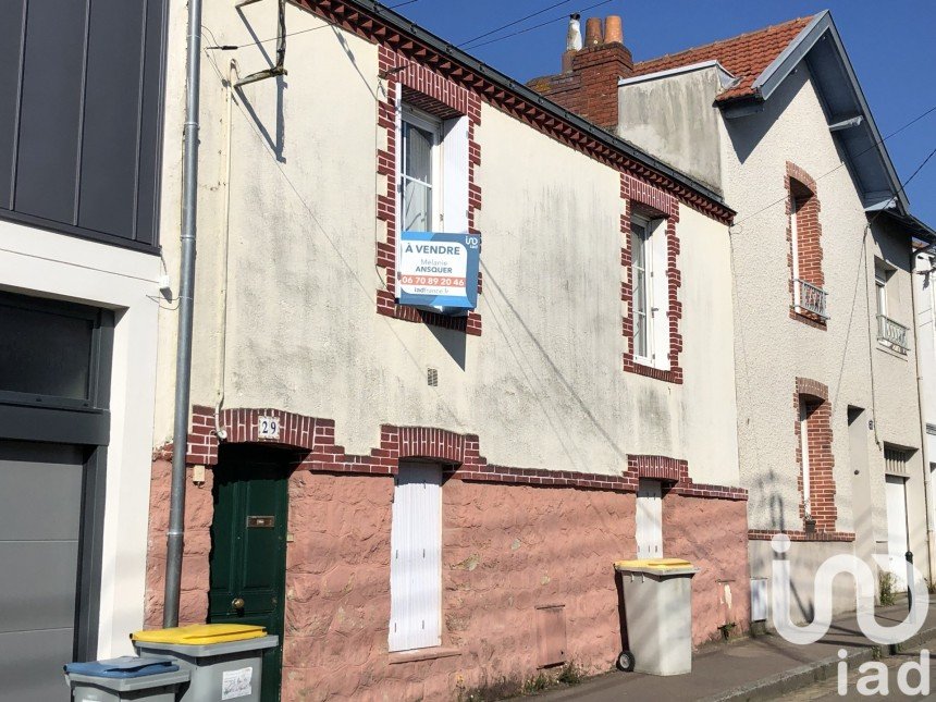 Maison 6 pièces de 140 m² à Nantes (44100)