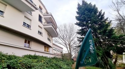 Apartment 4 rooms of 82 m² in Choisy-le-Roi (94600)