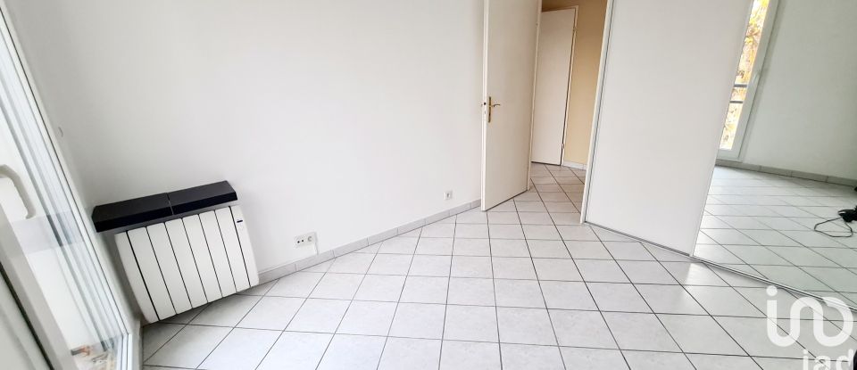 Apartment 4 rooms of 82 m² in Choisy-le-Roi (94600)