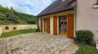 Maison 5 pièces de 112 m² à Chamarandes-Choignes (52000)