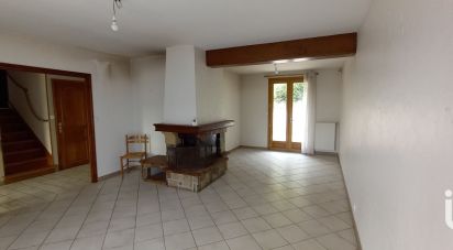 Maison 5 pièces de 112 m² à Chamarandes-Choignes (52000)