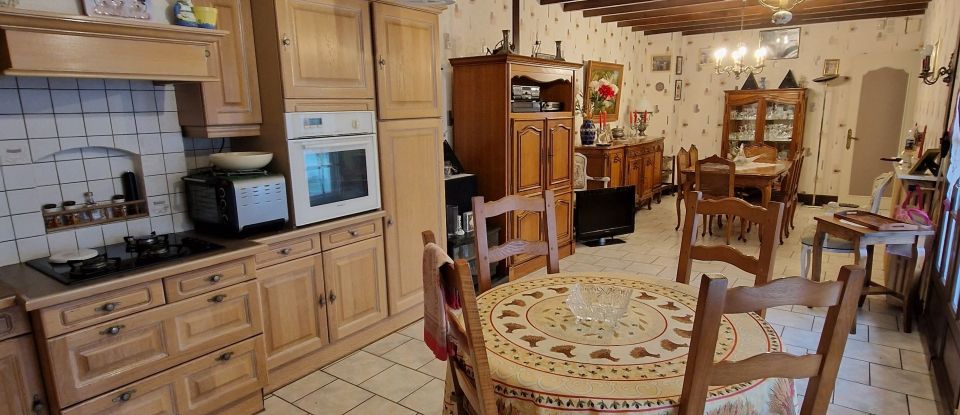 House 4 rooms of 94 m² in Raismes (59590)