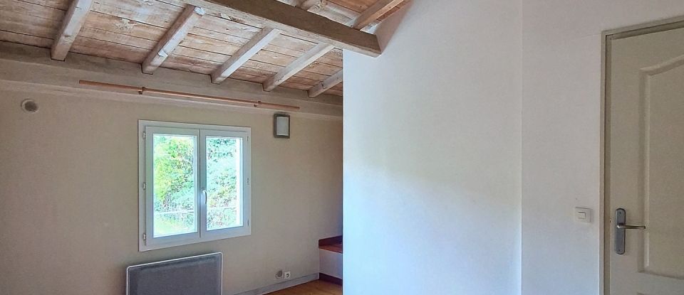 Maison 4 pièces de 101 m² à Saint-Félix (17330)