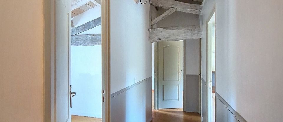 Maison 4 pièces de 101 m² à Saint-Félix (17330)