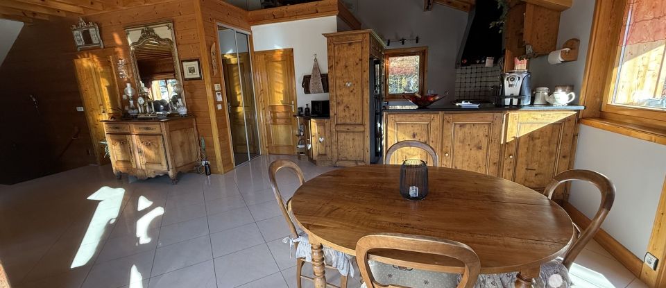 Cottage 5 rooms of 300 m² in Samoëns (74340)