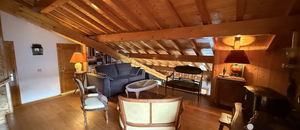 Cottage 5 rooms of 300 m² in Samoëns (74340)