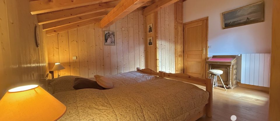 Cottage 5 rooms of 300 m² in Samoëns (74340)