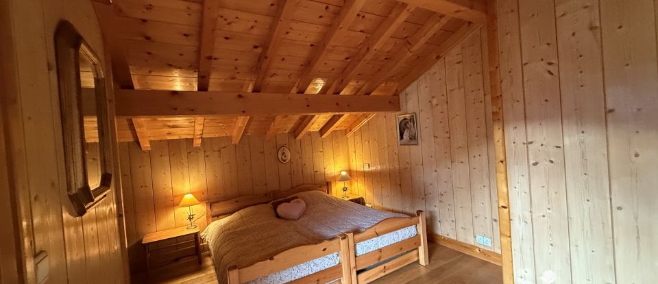 Cottage 5 rooms of 300 m² in Samoëns (74340)