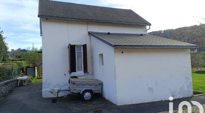 Maison 4 pièces de 56 m² à Saint-Martin-Valmeroux (15140)