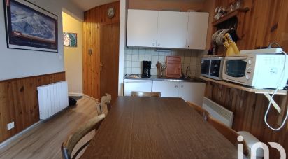 Appartement 2 pièces de 35 m² à Laveissière (15300)