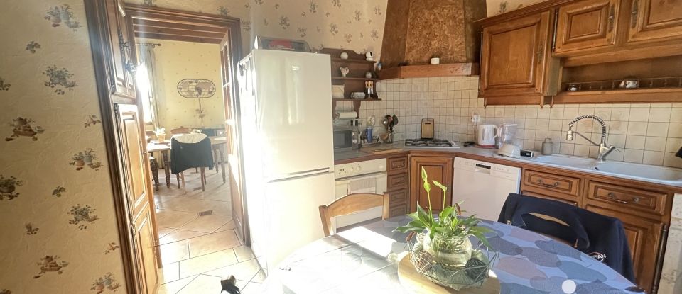 Maison 5 pièces de 97 m² à Puynormand (33660)