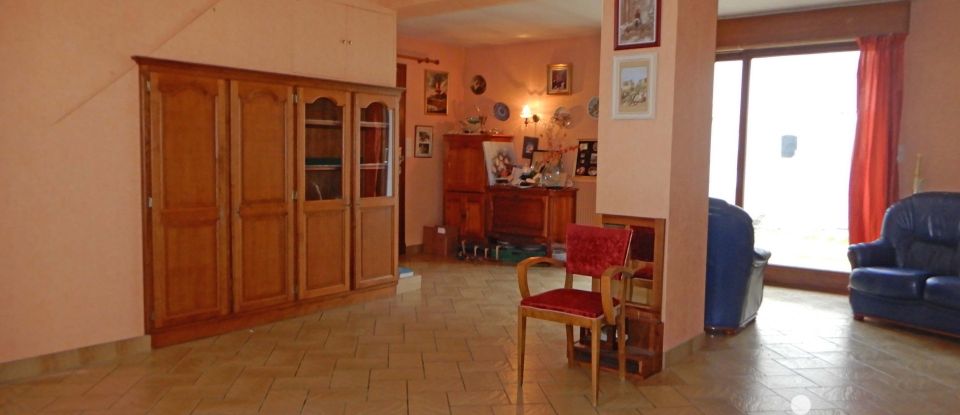 Village house 4 rooms of 114 m² in Mont-près-Chambord (41250)