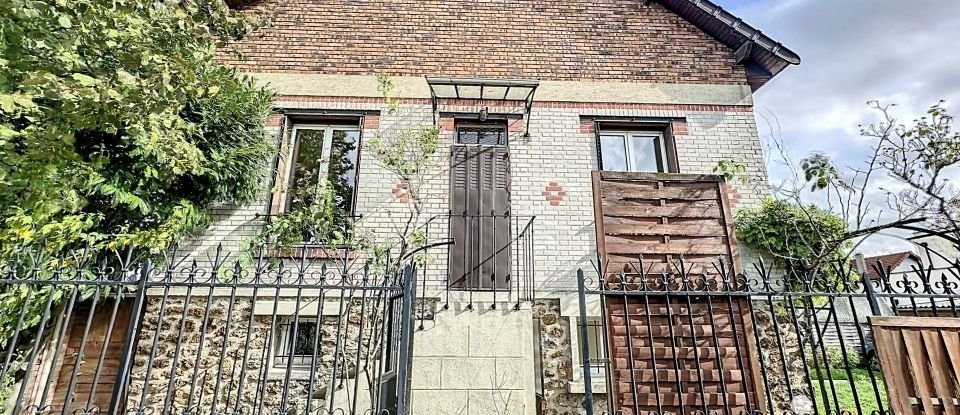 House 6 rooms of 180 m² in Fontenay-sous-Bois (94120)