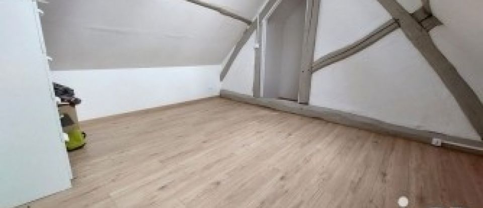 Maison 6 pièces de 130 m² à Chambois (27240)