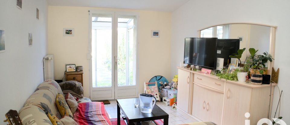 House 4 rooms of 82 m² in Reims (51100)