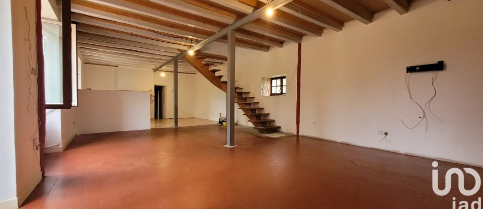 Longere 7 rooms of 169 m² in Vernais (18210)