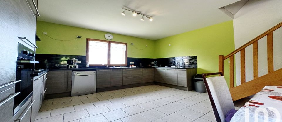 House 9 rooms of 190 m² in Grandpré (08250)