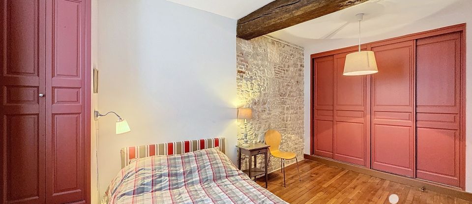 Apartment 6 rooms of 199 m² in Auxerre (89000)