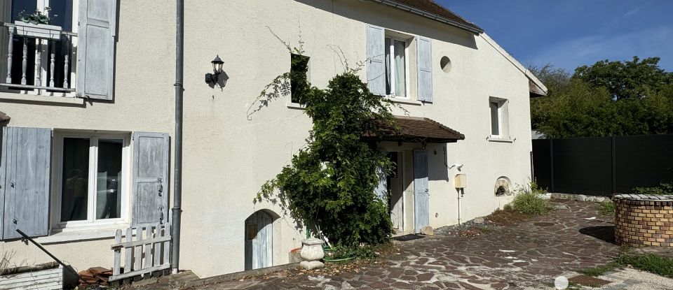 Maison de village 6 pièces de 230 m² à Baillet-en-France (95560)