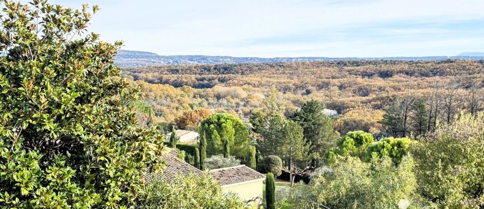 Maison 10 pièces de 210 m² à La Garde-Adhémar (26700)