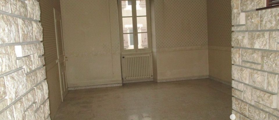 Town house 5 rooms of 187 m² in Auch (32000)