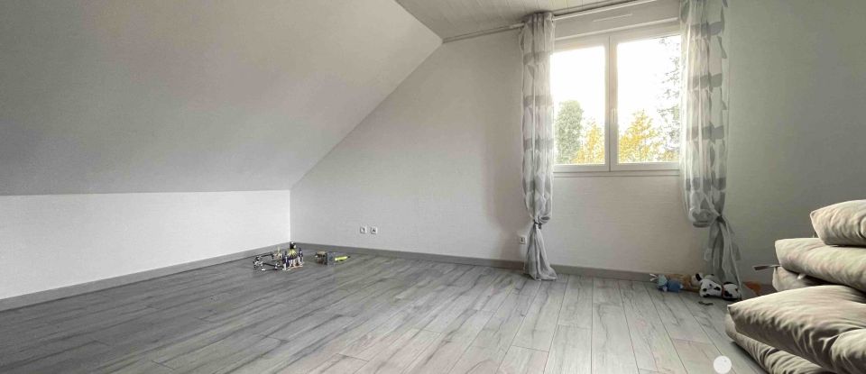 Architect house 9 rooms of 242 m² in La Membrolle-sur-Choisille (37390)