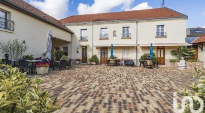 Mansion 12 rooms of 469 m² in Champfleury (51500)