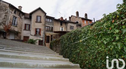 Building in Bort-les-Orgues (19110) of 252 m²