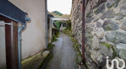 Building in Bort-les-Orgues (19110) of 252 m²