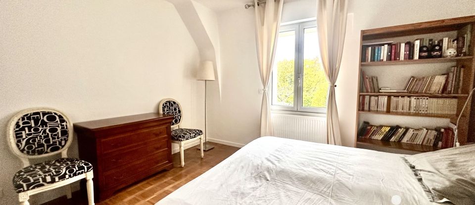 Maison 7 pièces de 200 m² à Le Perreux-sur-Marne (94170)