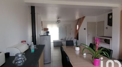 House 6 rooms of 106 m² in Crépy-en-Valois (60800)