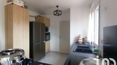 House 6 rooms of 106 m² in Crépy-en-Valois (60800)