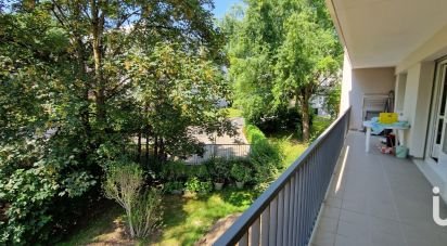 Apartment 3 rooms of 69 m² in Yerres (91330)