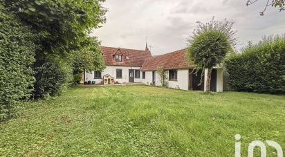 House 7 rooms of 132 m² in Fresnoy-en-Chaussée (80110)