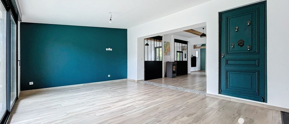 Maison 7 pièces de 132 m² à Fresnoy-en-Chaussée (80110)