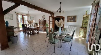 Maison traditionnelle 12 pièces de 175 m² à Écluzelles (28500)