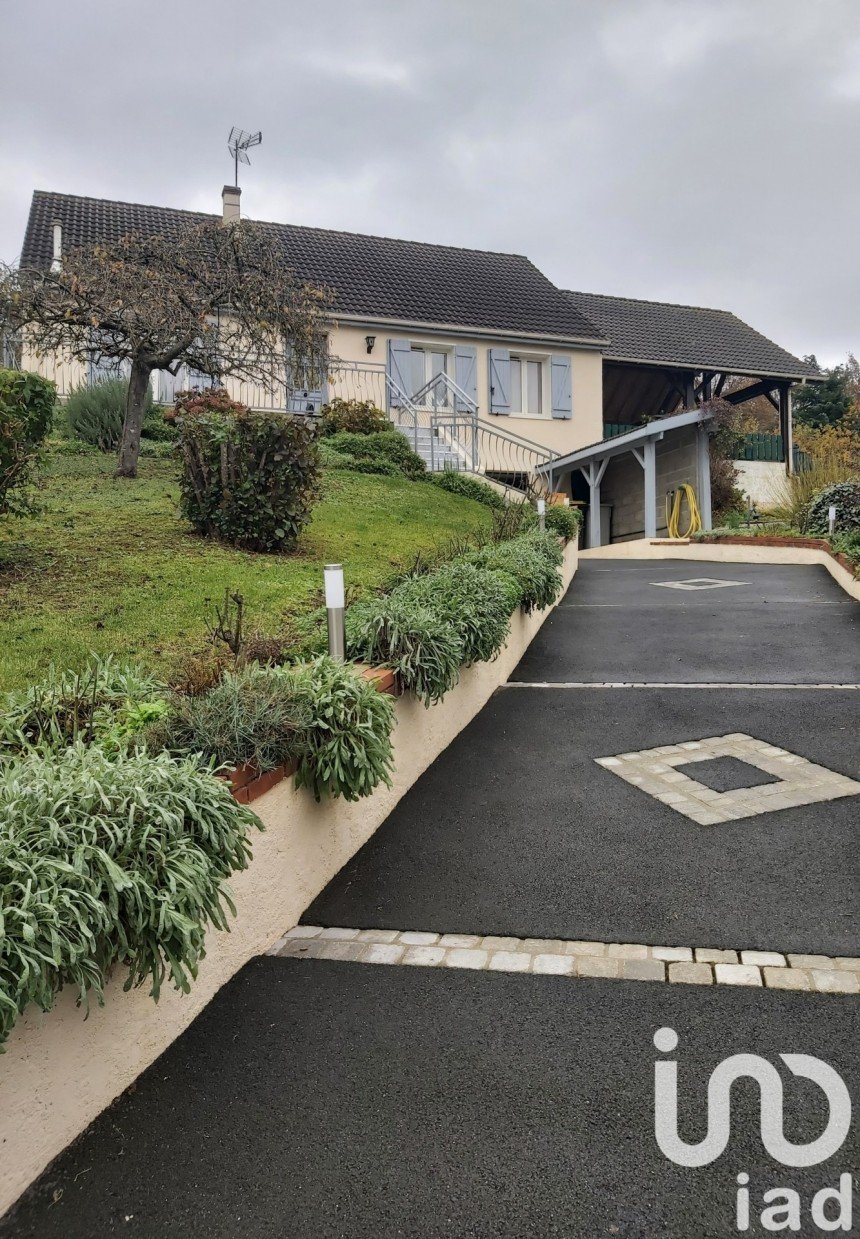 Maison 5 pièces de 90 m² à Fontenay-sur-Loing (45210)