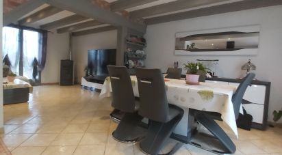 House 5 rooms of 90 m² in Fontenay-sur-Loing (45210)