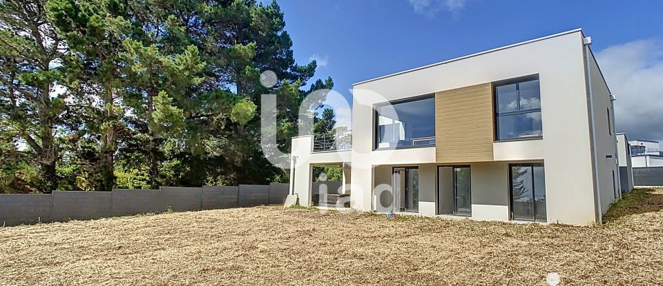 Maison 9 pièces de 160 m² à Binic-Étables-sur-Mer (22520)