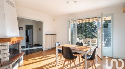 House 6 rooms of 238 m² in Saint-Jean-de-Moirans (38430)