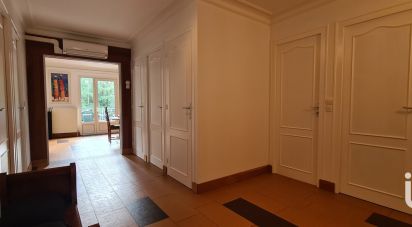 House 6 rooms of 310 m² in Le Pian-Médoc (33290)