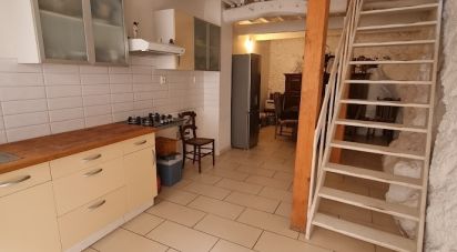 Village house 3 rooms of 63 m² in Cassagnes (66720)