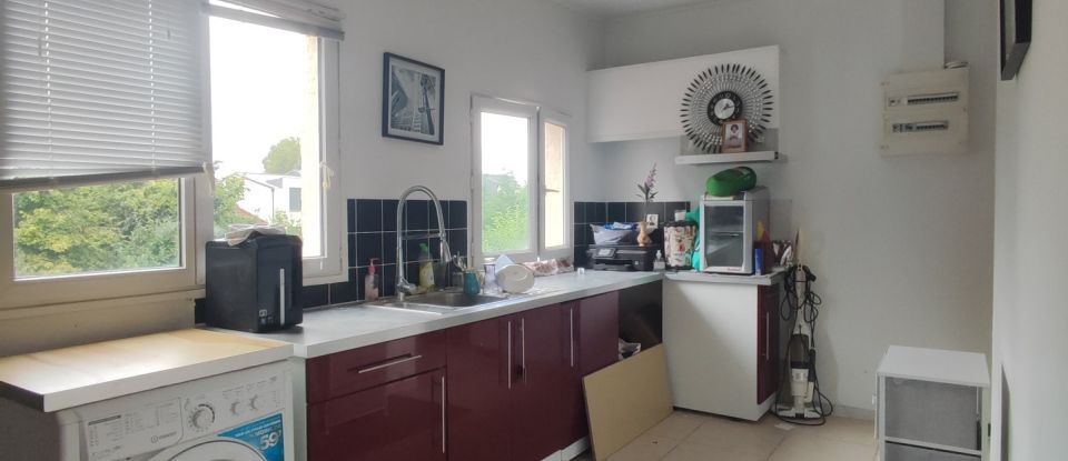 Maison traditionnelle 9 pièces de 198 m² à Aulnay-sous-Bois (93600)