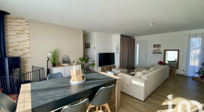 Pavillon 5 pièces de 104 m² à Saint-Seurin-de-Prats (24230)